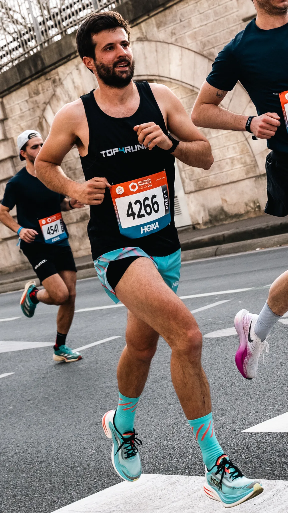 Vincent Coach Running